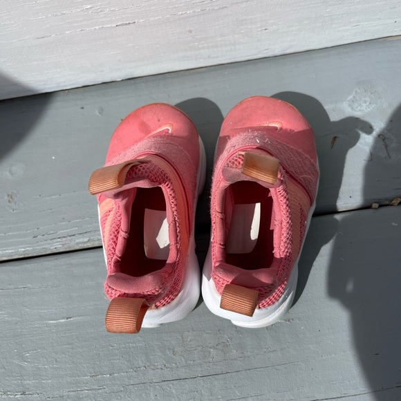 Nike toddler size 5C - Picture 4 of 5